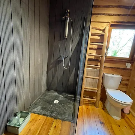 Chalet D'angele Saint-Chamarand