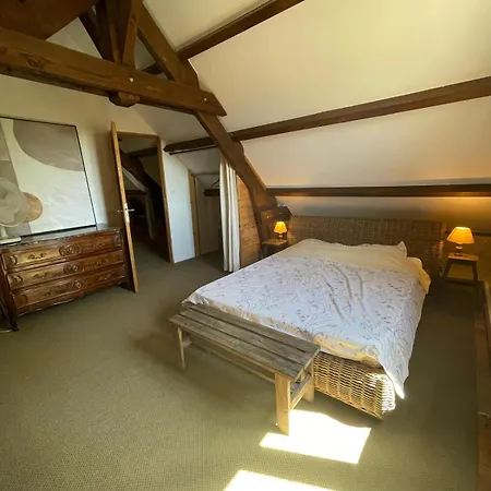 D'angele Dağ evi Saint-Chamarand