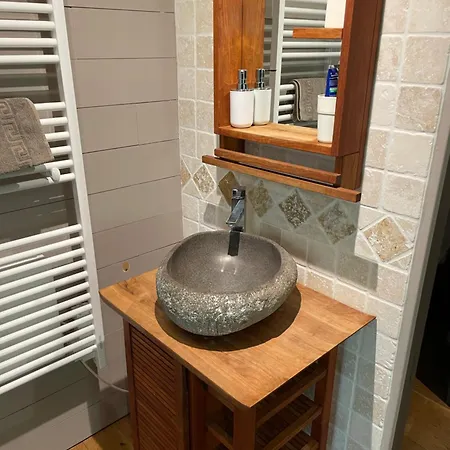 D'angele Saint-Chamarand