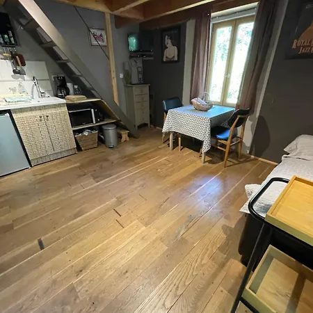 D'angele Saint-Chamarand