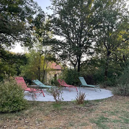 D'angele Dağ evi Saint-Chamarand