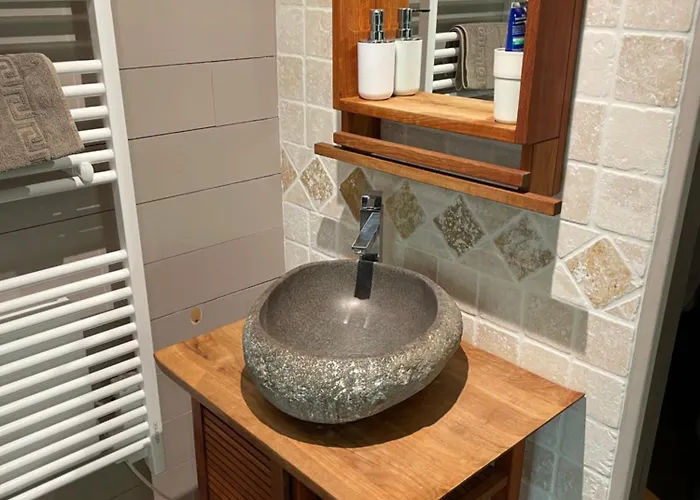 D'angele Saint-Chamarand